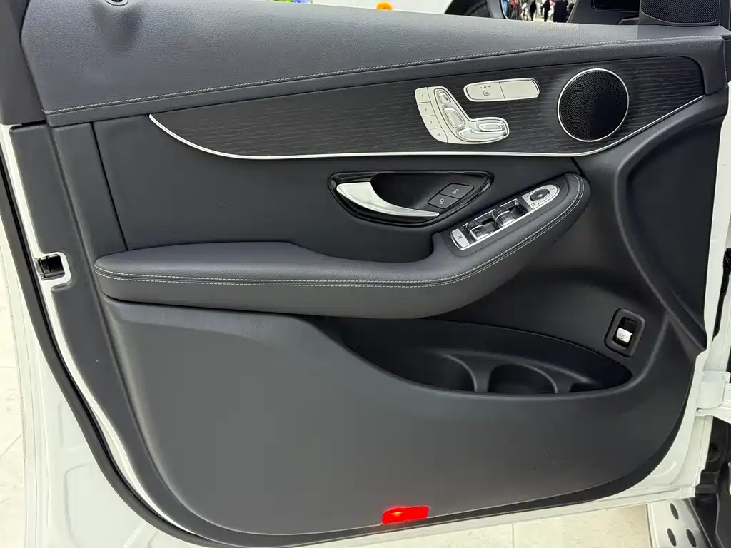 MERCEDES-BENZ GLC COUPE