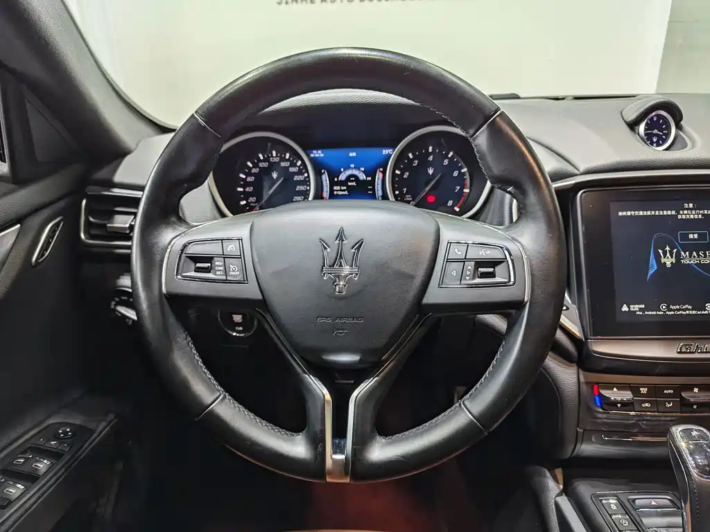Maserati Ghibli — миниатюра 8