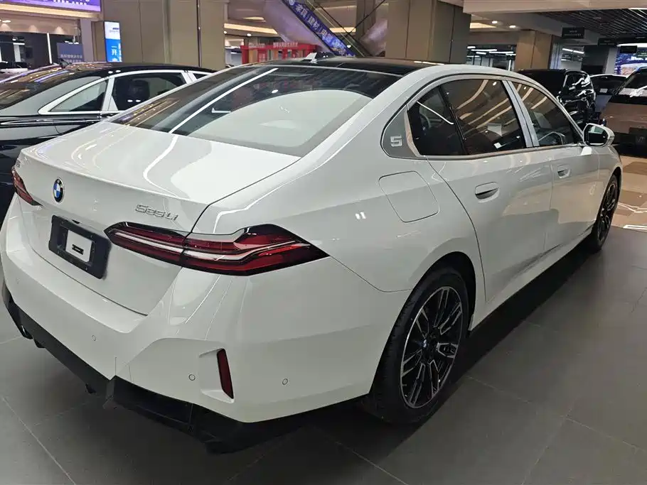 BMW 5 Series 5 2025 525Li M Sport