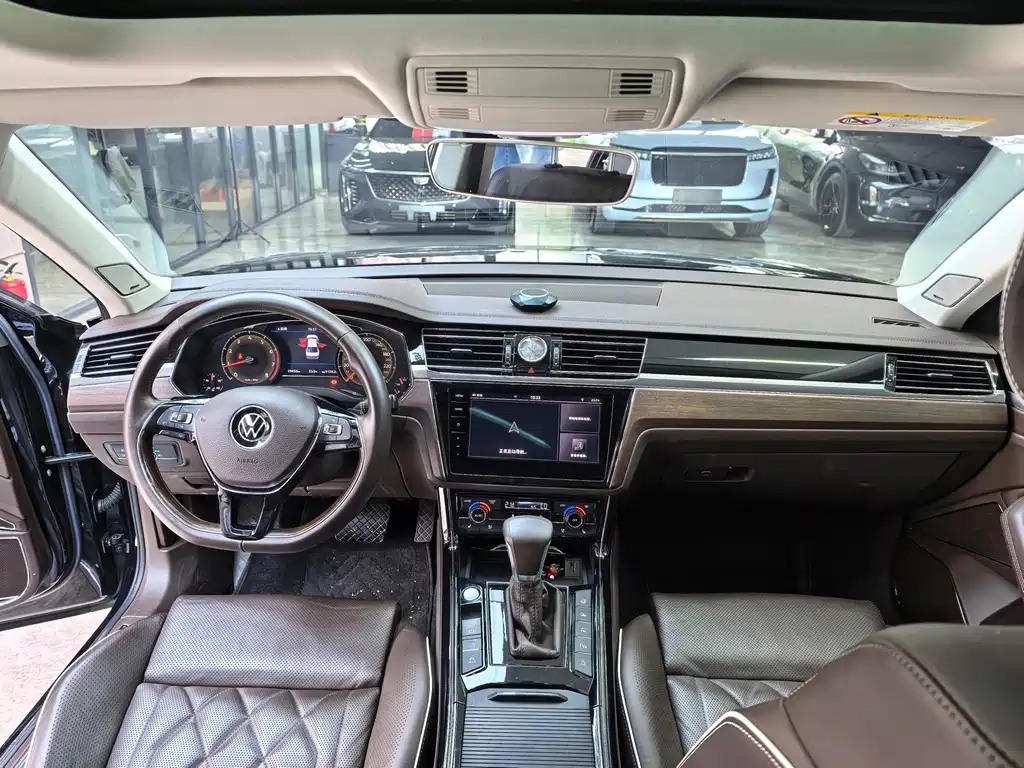 Volkswagen Phideon — миниатюра 16