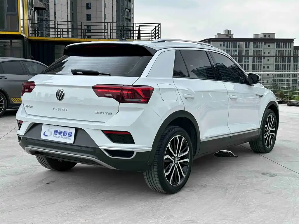 Volkswagen T-Roc 2022 280TSI DSG PLUS