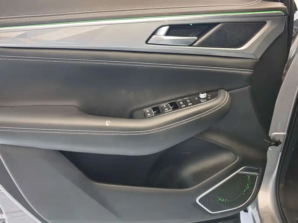 Changan CS85 COUPE — миниатюра 3