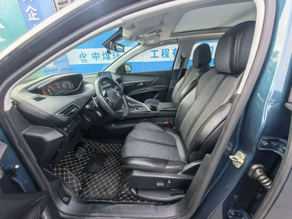 Peugeot 5008 2017 380THP 7 мест Elite