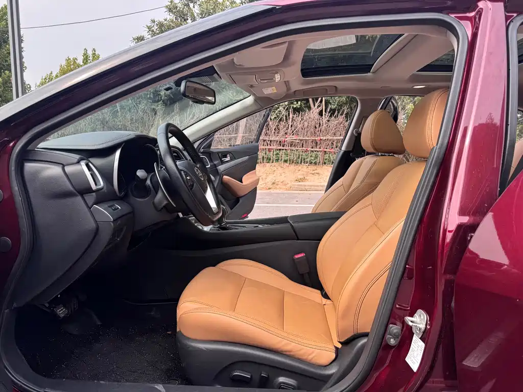 Nissan Cima — миниатюра 4