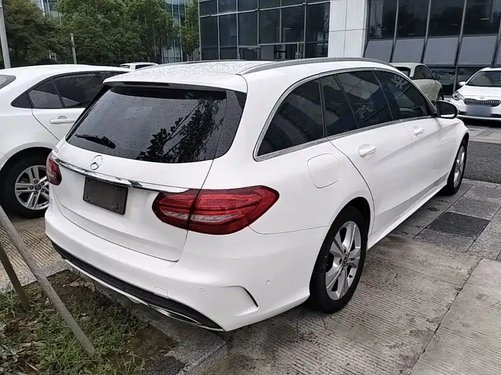 Mercedes-Benz C-Class (Import) — миниатюра 7