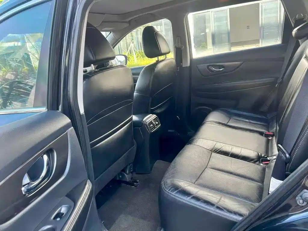 Nissan X-Trail 2014 2.0L CVT Comfort 2WD