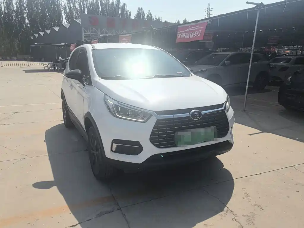BYD Yuan EV — миниатюра 3