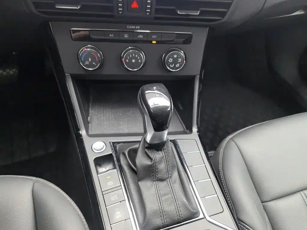 Volkswagen Passat — миниатюра 13