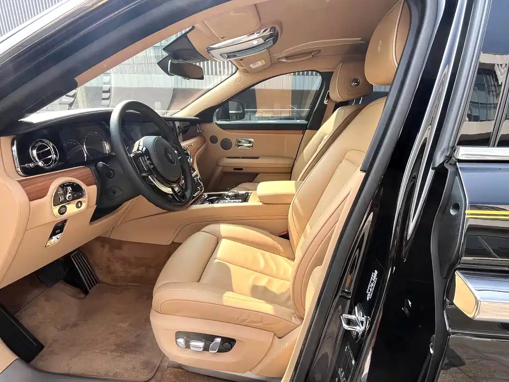 Rolls-Royce Ghost — миниатюра 18