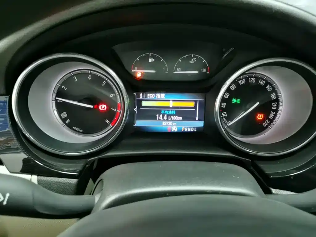 Buick Verano — миниатюра 12