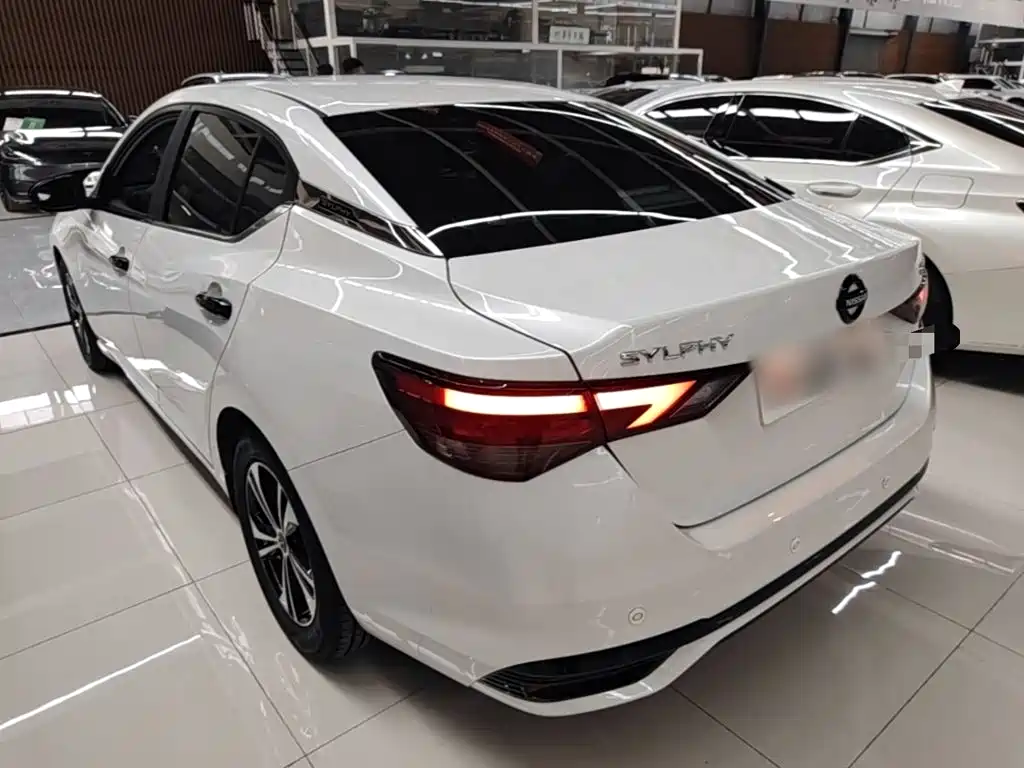 Nissan Sylphy — миниатюра 5