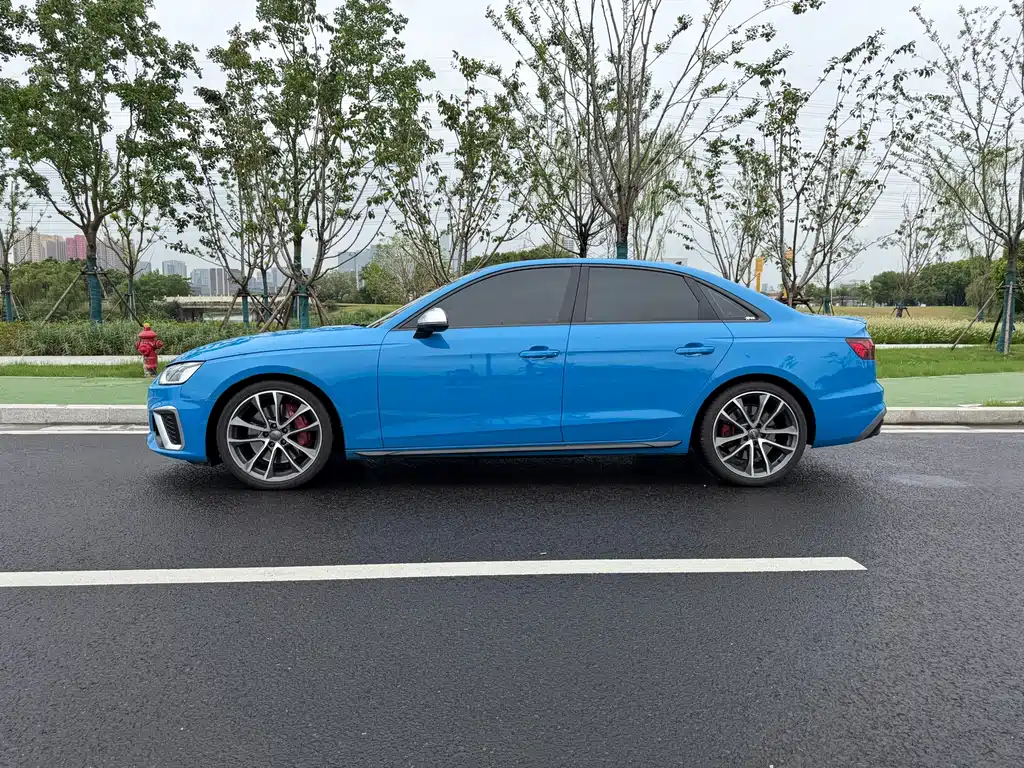 Audi S4 — миниатюра 8