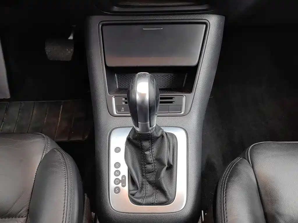 Volkswagen Tiguan — миниатюра 13