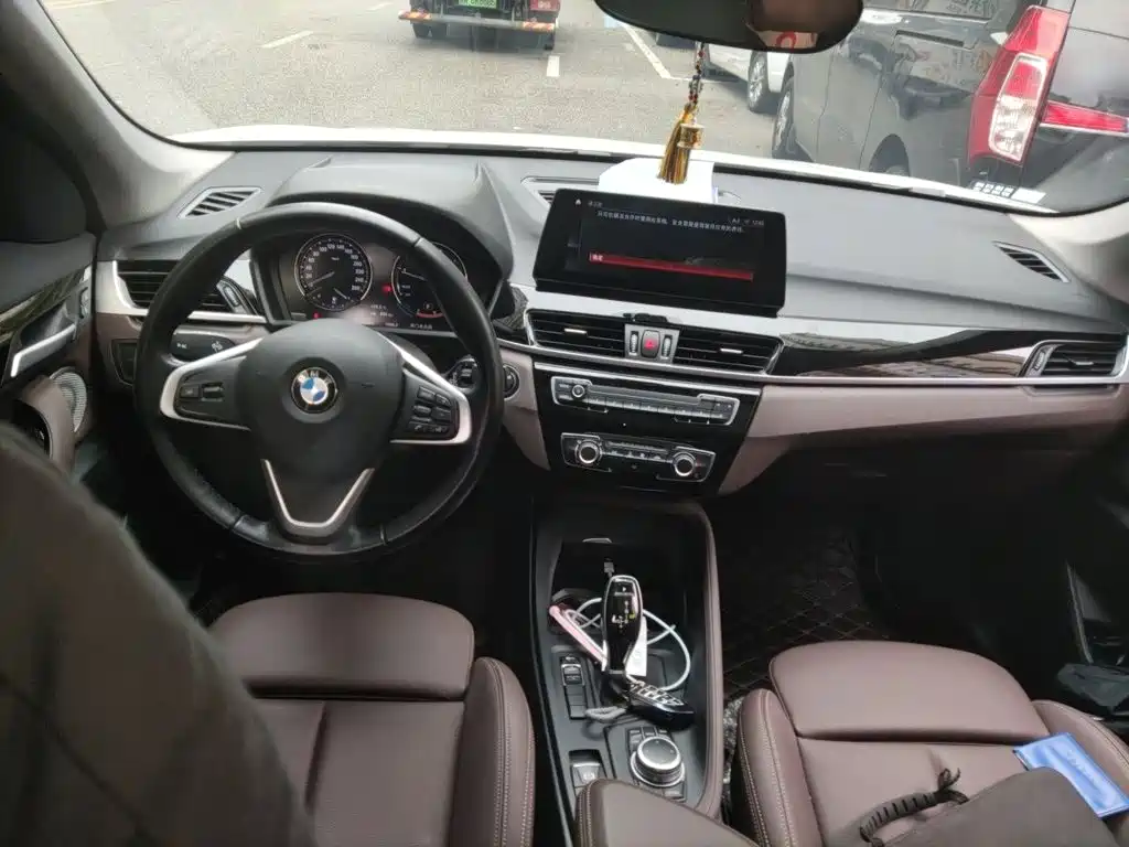 BMW X1 — миниатюра 5