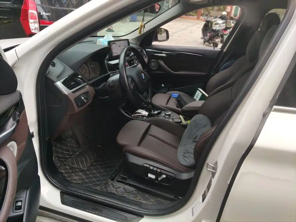 BMW X1 — миниатюра 11