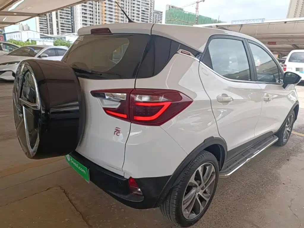 BYD Yuan — миниатюра 7