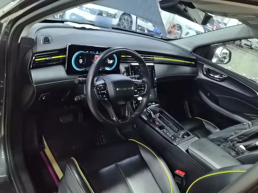 Roewe RX5 — миниатюра 10