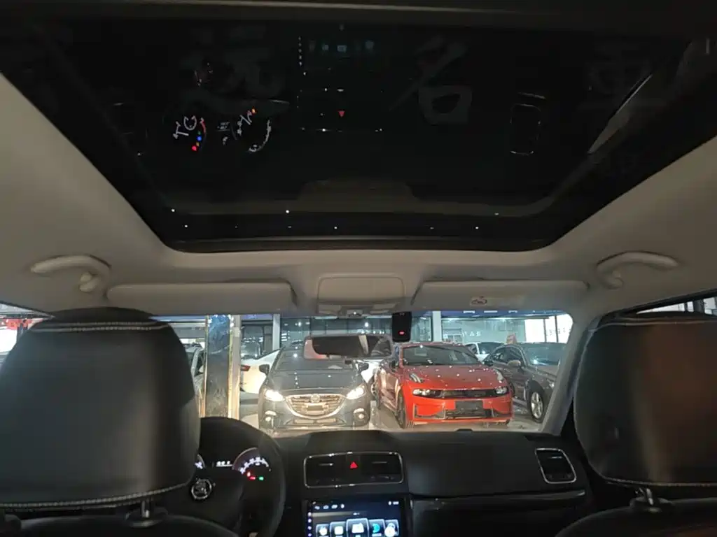 Skoda Yeti — миниатюра 18