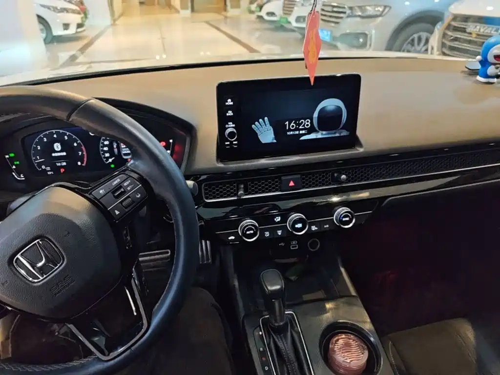 Honda Civic — миниатюра 11