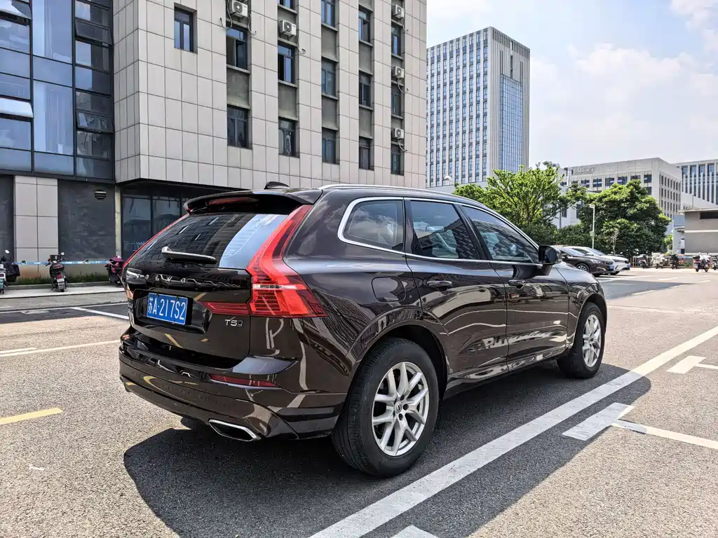 Volvo XC60 2018 T5