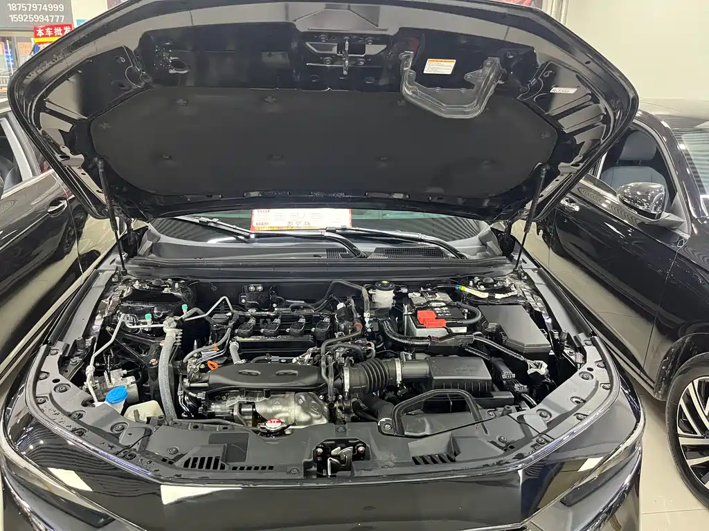 Honda Accord — миниатюра 18