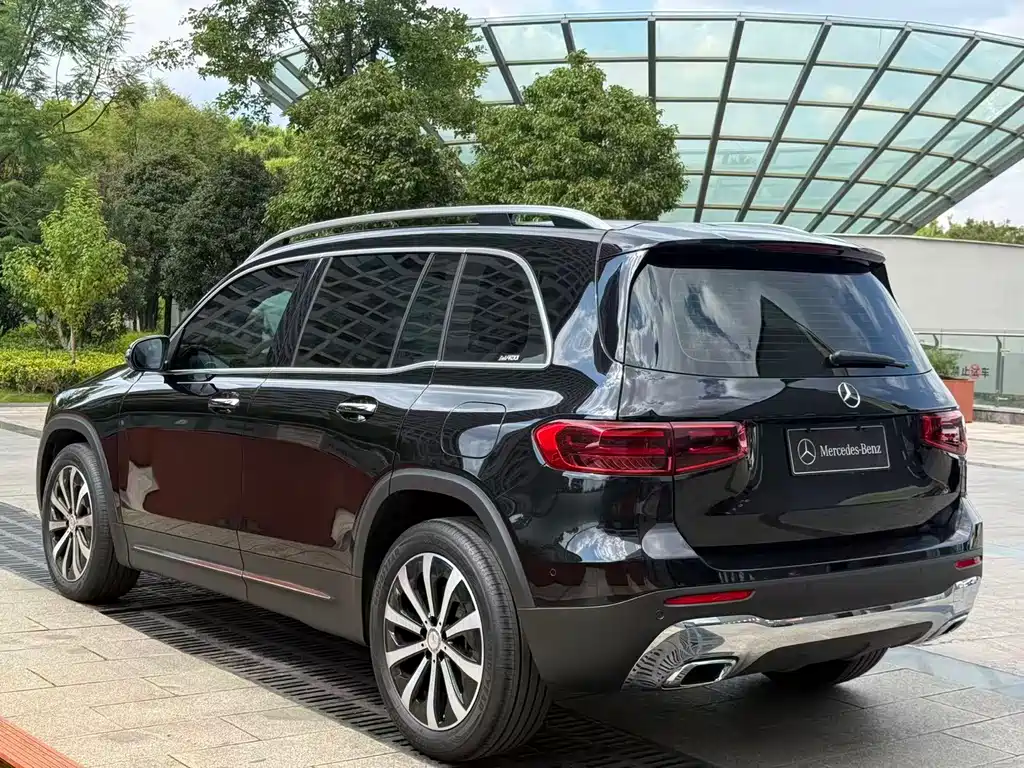 Mercedes-Benz GLB — миниатюра 38