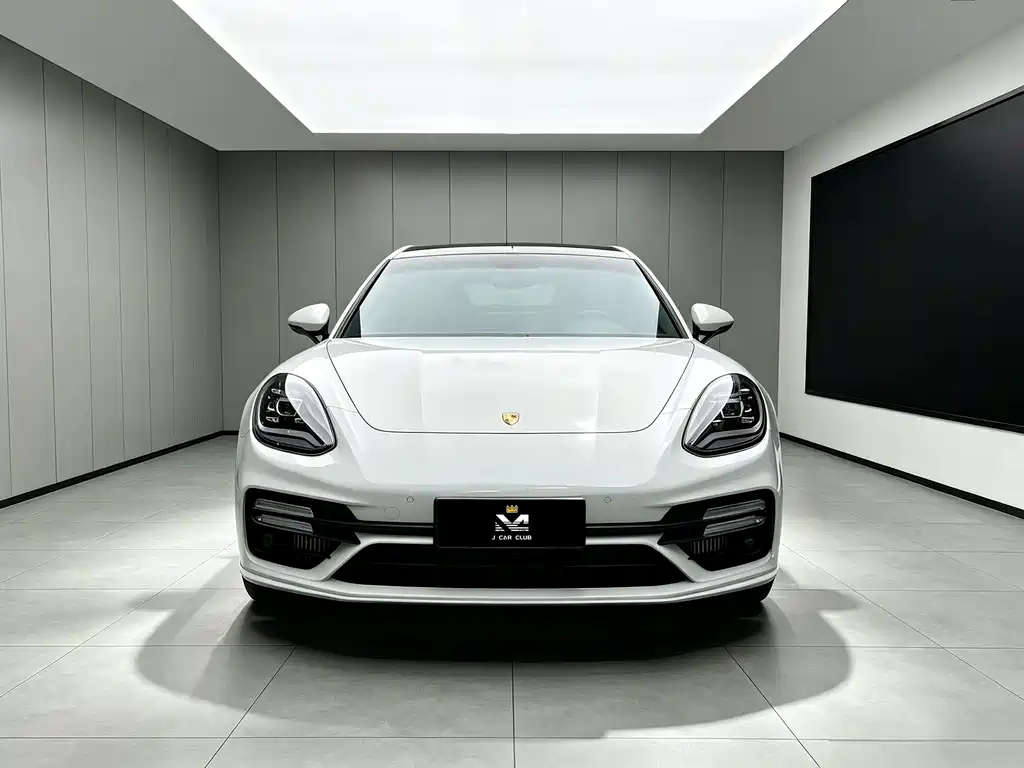Porsche Panamera — миниатюра 2