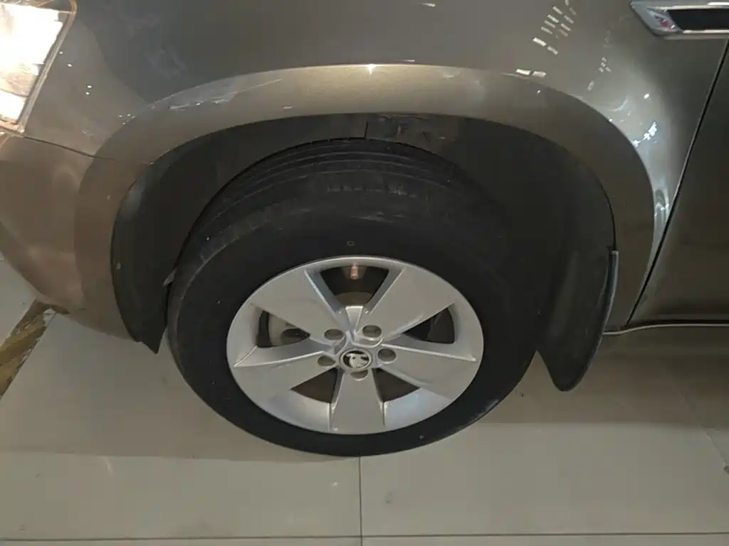 Skoda Yeti — миниатюра 23