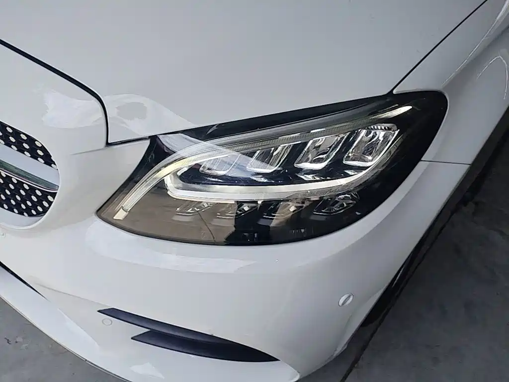 Mercedes-Benz C-Class — миниатюра 24