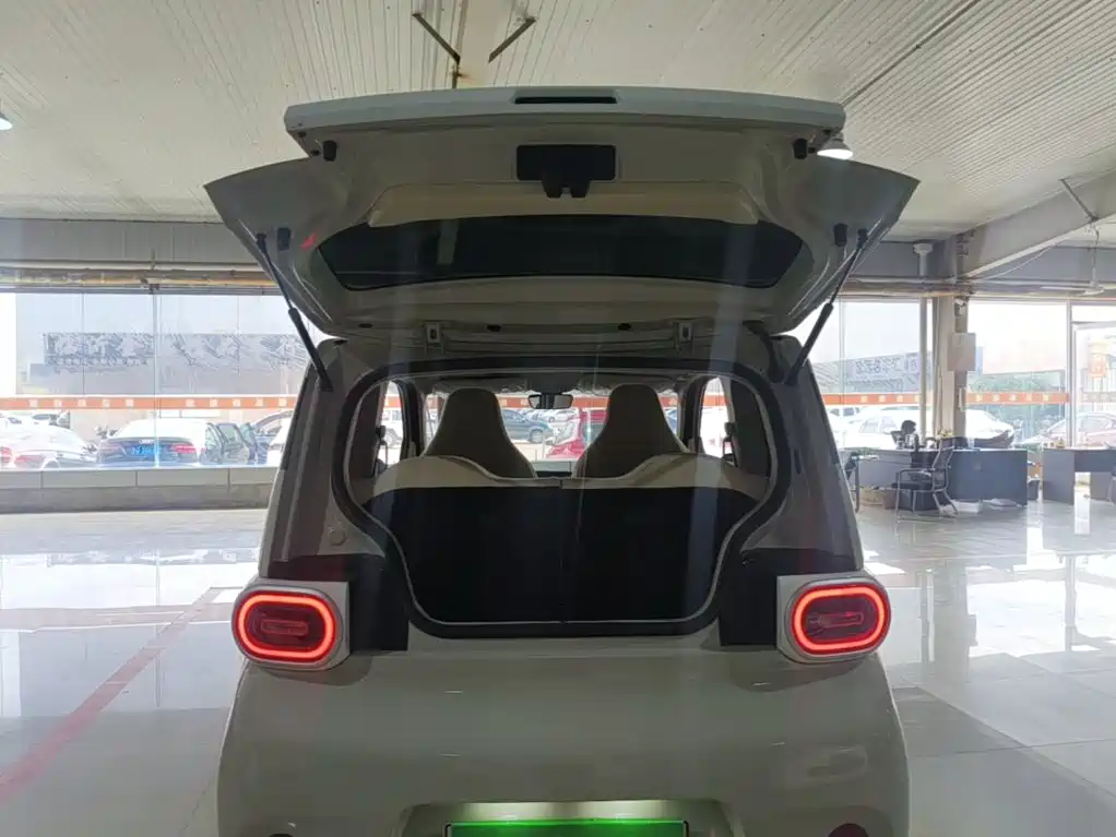 Wuling MINIEV — миниатюра 19