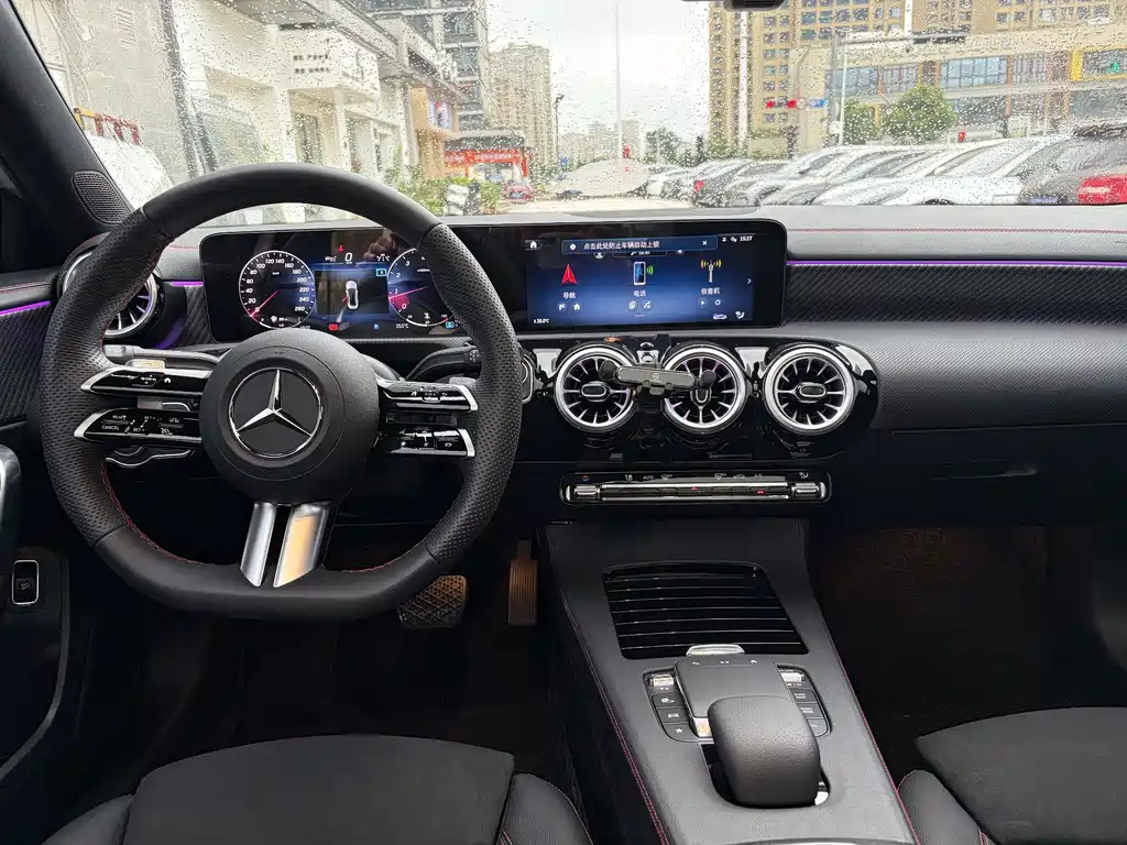 Mercedes-Benz A-Class — миниатюра 8