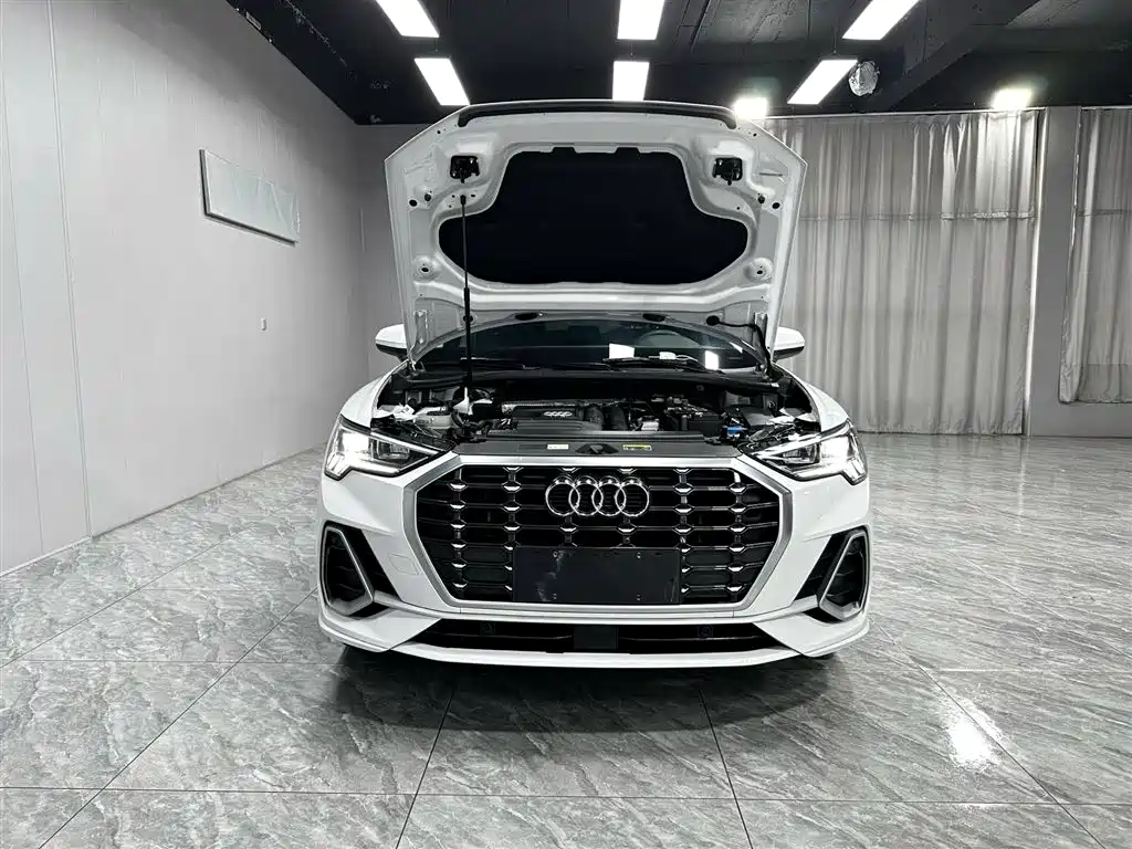 Audi Q3 2022 35 TFSI Fashion