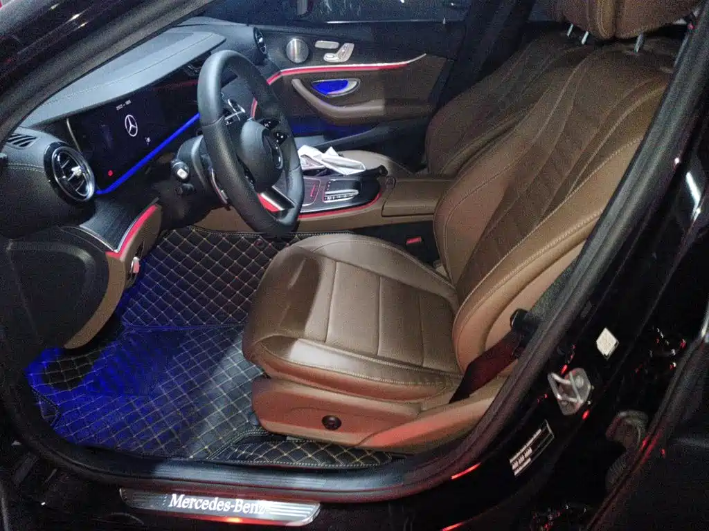 Mercedes-Benz E-Class — миниатюра 11