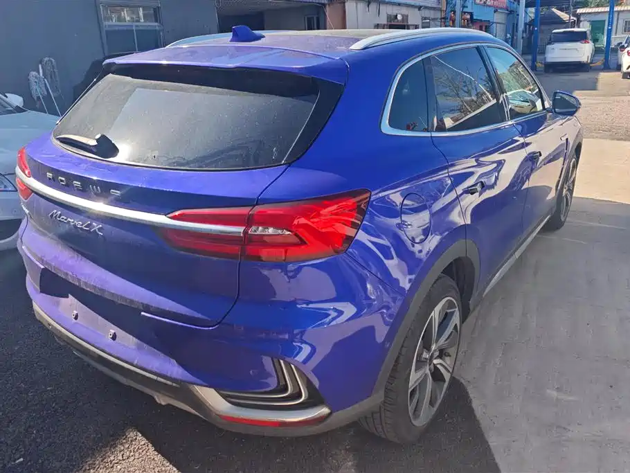 Roewe MARVEL X — миниатюра 3