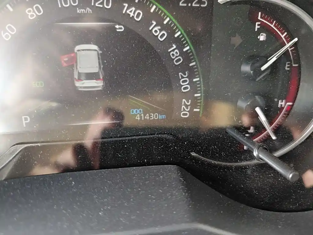 Toyota RAV4 — миниатюра 17