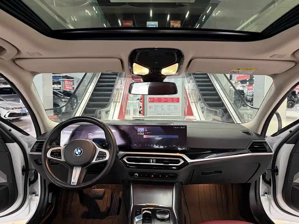 BMW i3 — миниатюра 9