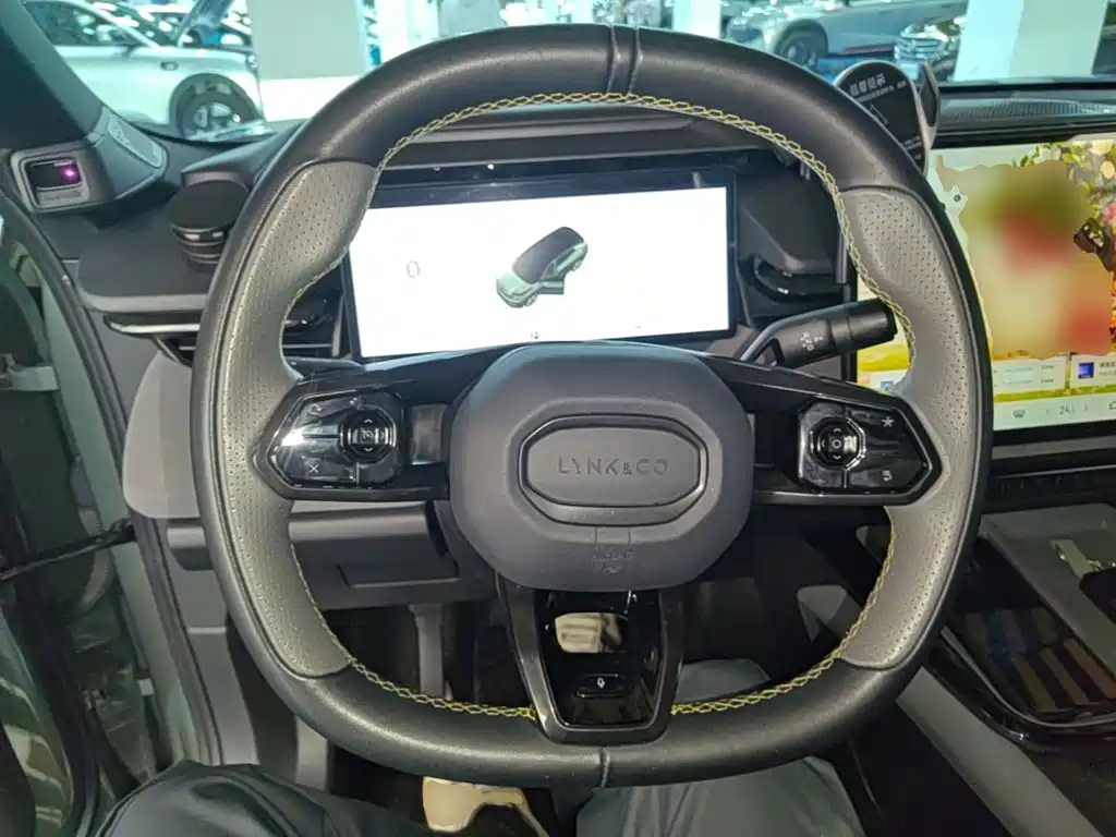 Lynk & Co 08 EM-P — миниатюра 11