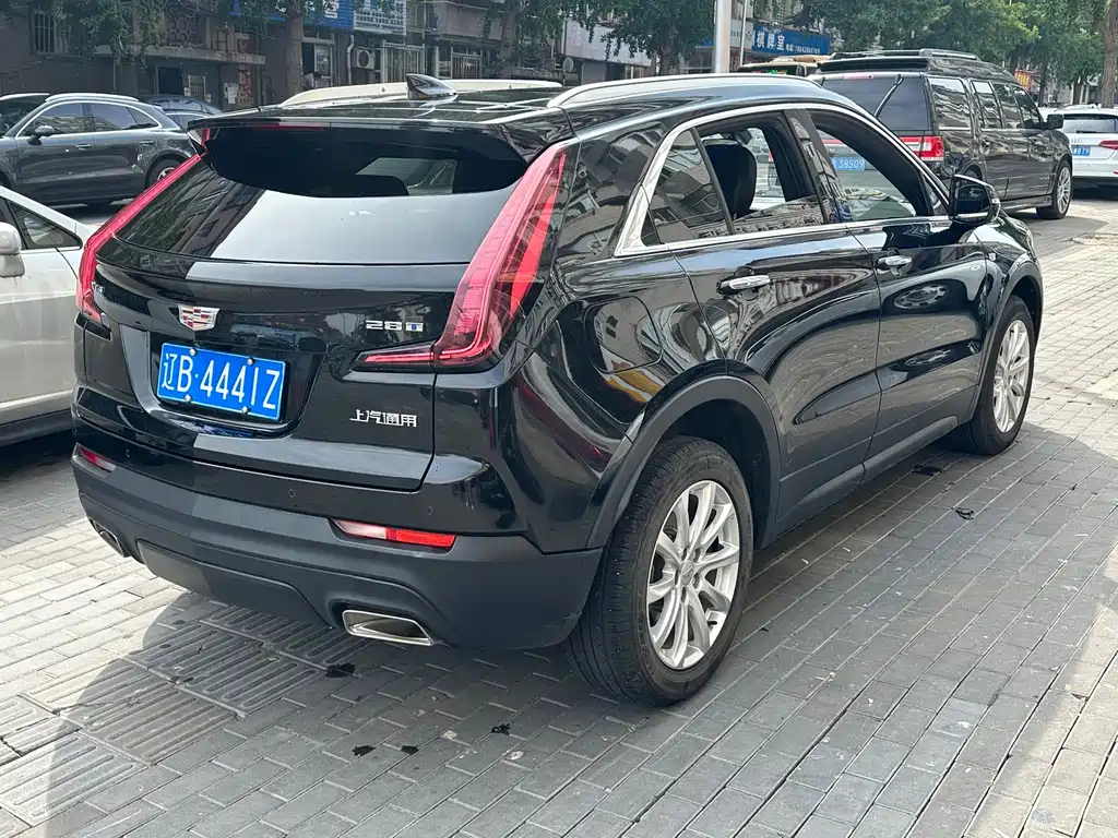 Cadillac XT4 — миниатюра 4