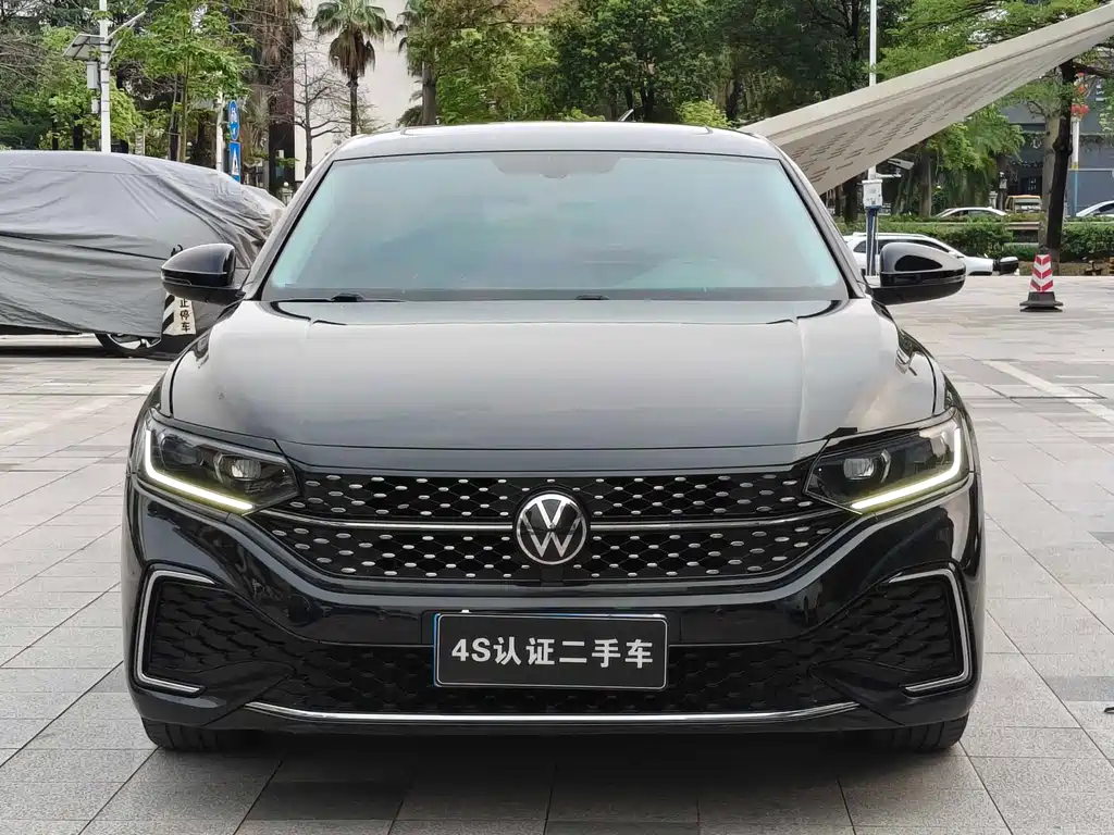 Volkswagen Passat 2022 330TSI Elite