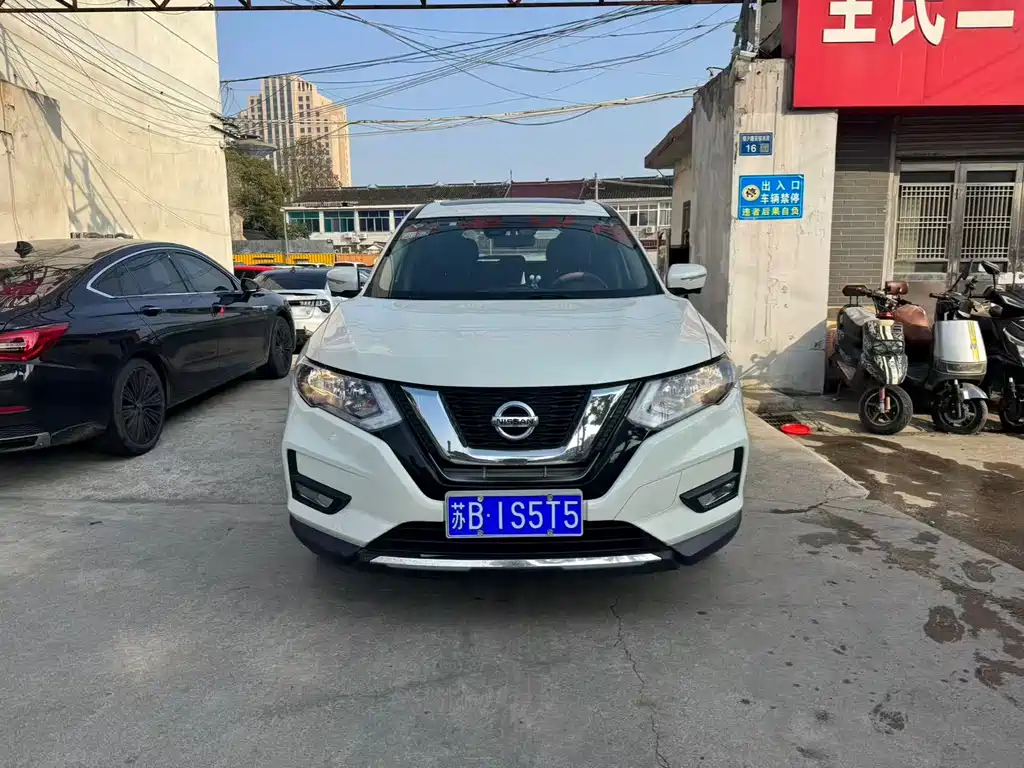 NISSAN QIJUN