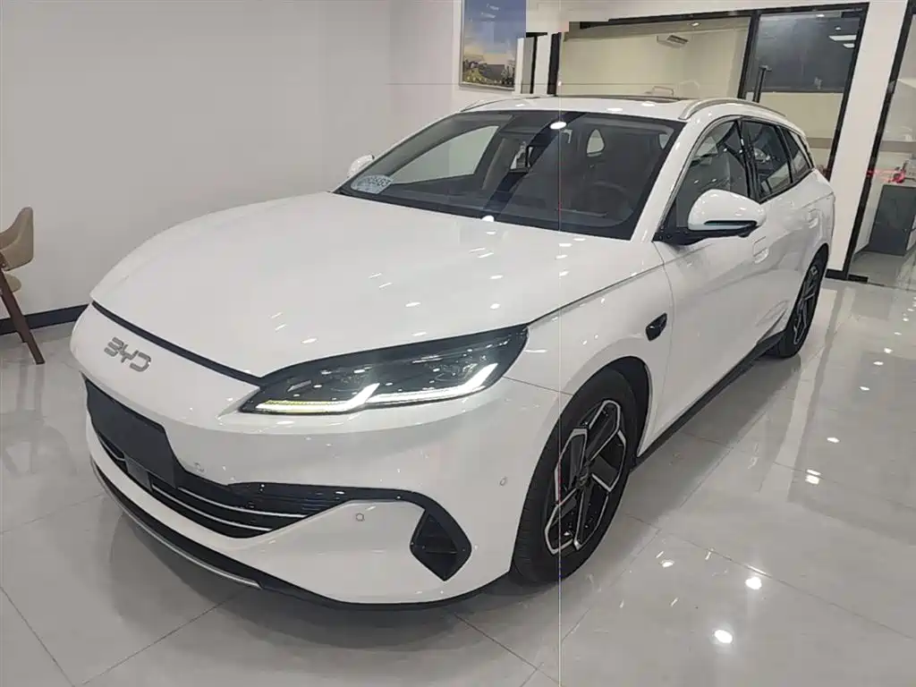 Byd 海豹06 DM-i旅行版 2025