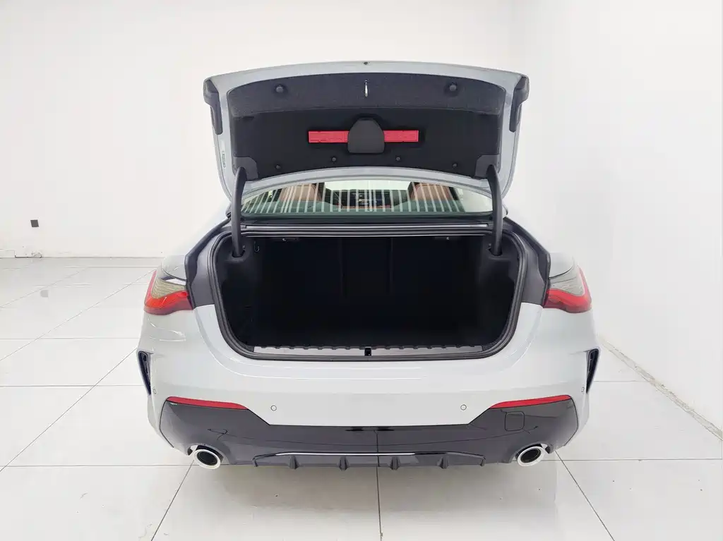 BMW 4 Series — миниатюра 12