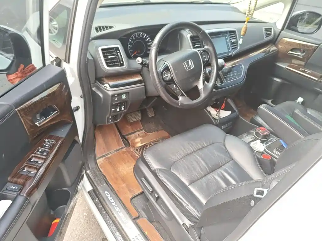 Honda Odyssey — миниатюра 14