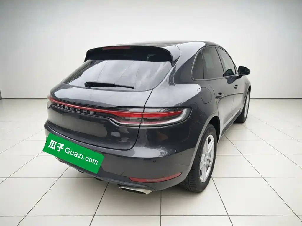 Porsche Macan — миниатюра 6