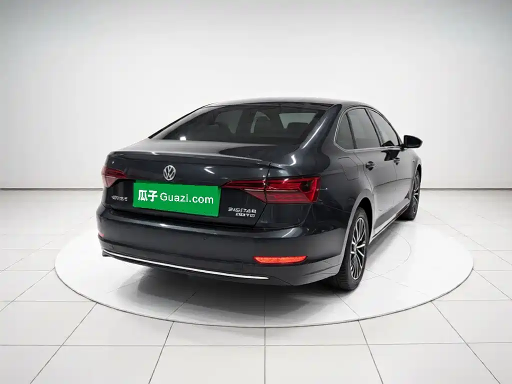 Volkswagen Sagitar — миниатюра 6