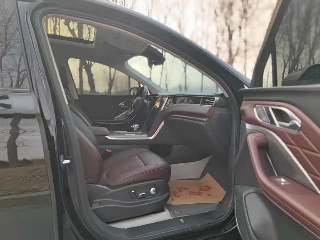 Hongqi HONGQI HS7 PHEV