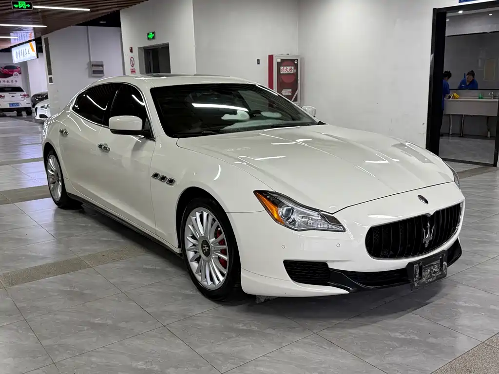 Maserati Quattroporte — миниатюра 3