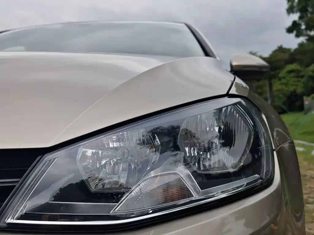 Volkswagen Golf — миниатюра 12