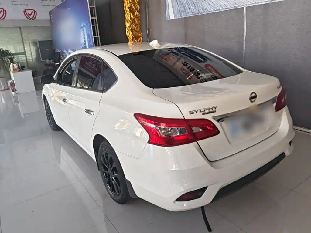 Nissan Sylphy — миниатюра 5