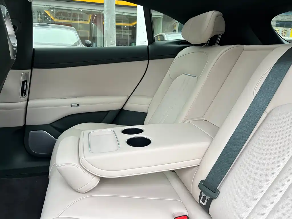 XIAOMI CAR XIAOMI YU7